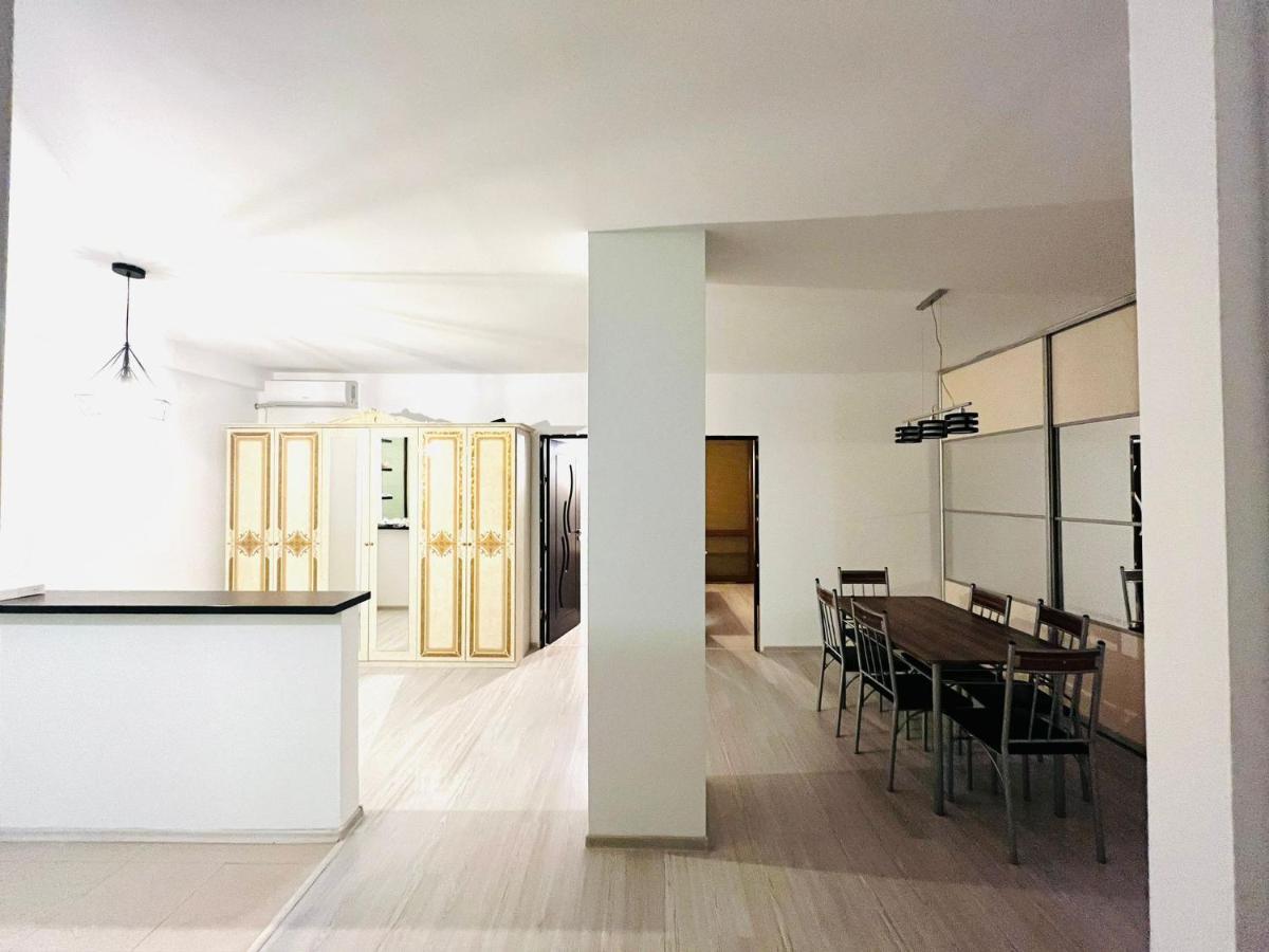 Confortmodern Flat3 Rooms บาเคา ภายนอก รูปภาพ